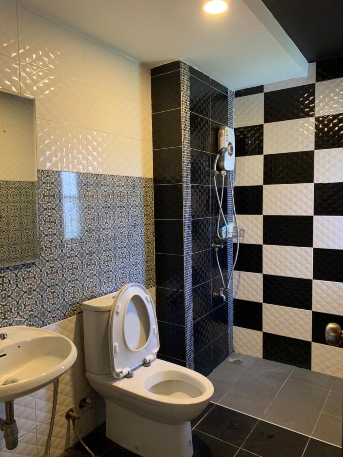 Dm Inn Khonken Kültér fotó